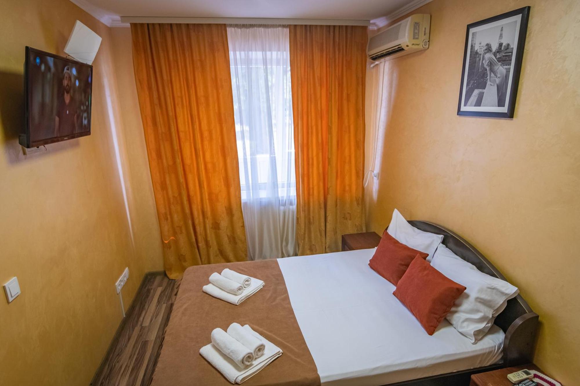 Standard Suite,1661122043:JPEG